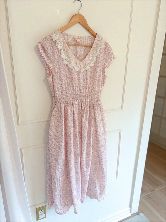 April Cornell Dresses & Skirts - April Cornell Pink Floral Maxi Dress with Cream Lace Collar